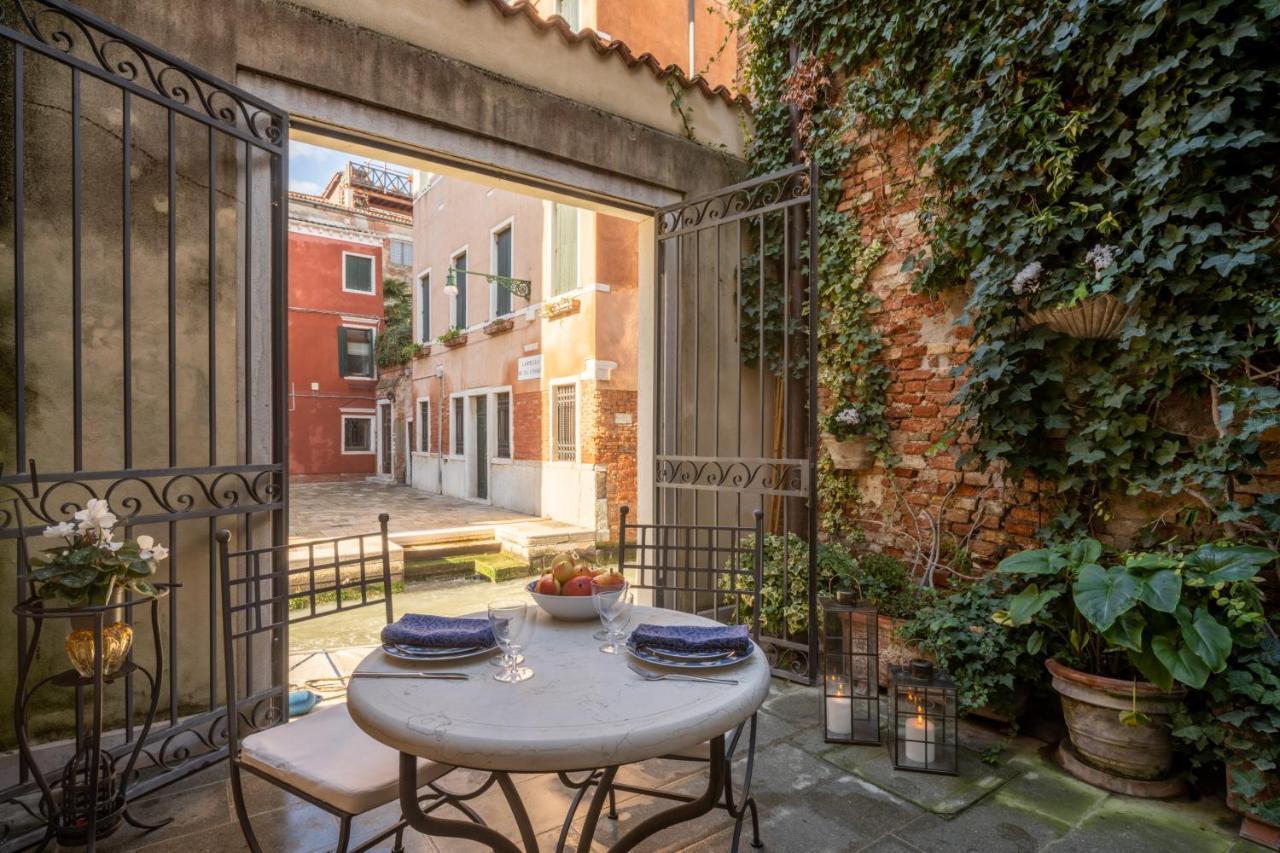 Lejlighed Garden Mansion With Private Mooring R&r